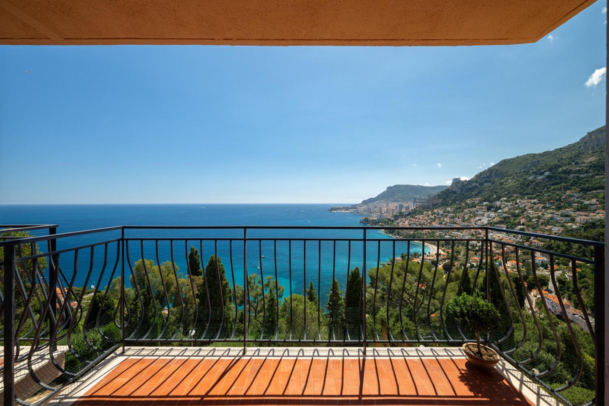 Appartement Le Coq Gabriel - Parking - Amazing View à Roquebrune-Cap-Martin Extérieur photo